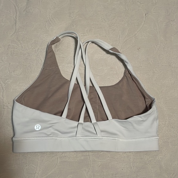 Lulu lemon sports bra - Picture 2 of 3